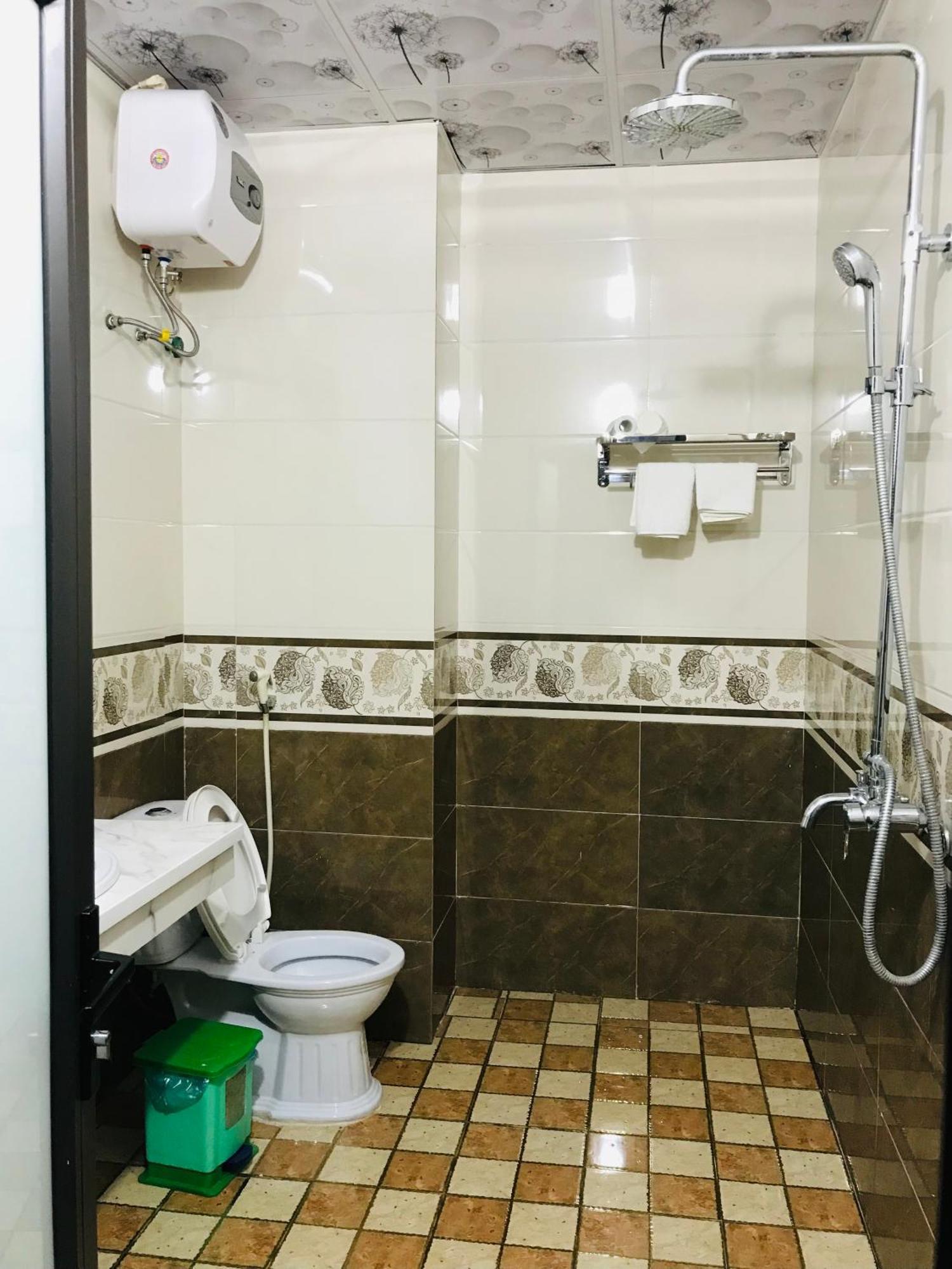 Anh Anh Hotel Бакха Экстерьер фото