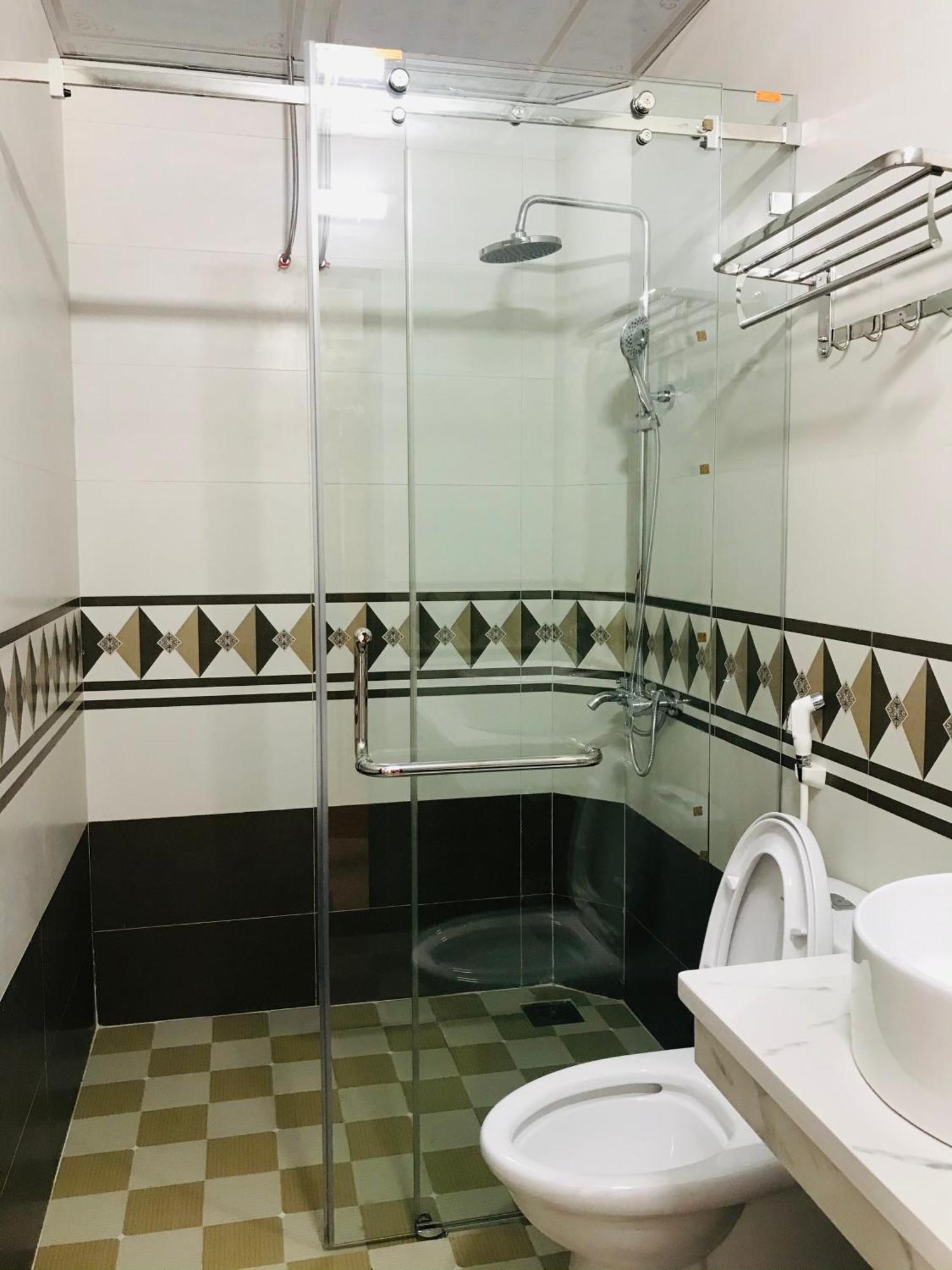 Anh Anh Hotel Бакха Экстерьер фото